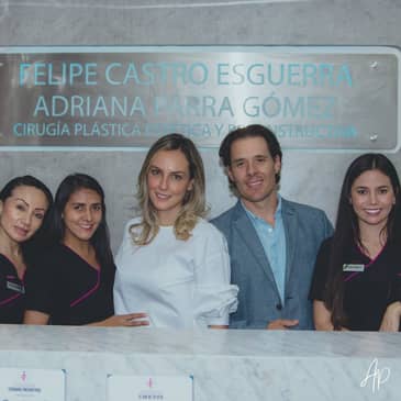 Slider image (8) Dr. Adriana Parra Gomez